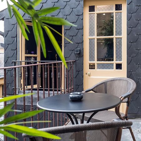 Suites Mana- Studio Art Ducal Avec Terrasse Sur L'Arriere De La Place Ducale Parking Inclus Charleville-Mézières Exterior foto